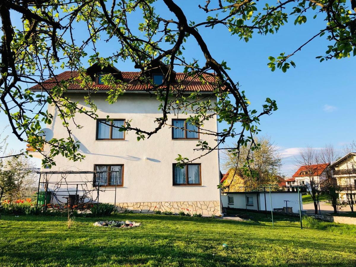 Guest House Klanfar Grabovac  Exterior photo